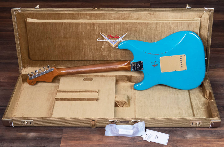 Fender Custom Shop Limited Edition Roasted '56 Stratocaster Relic, herrajes Closet Classic, turquesa Taos envejecida y descolorida