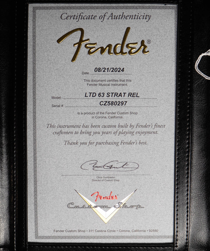 Fender Custom Shop 1963 Stratocaster® Journeyman Relic con herrajes Closet Classic, diapasón de palisandro, blanco olímpico envejecido