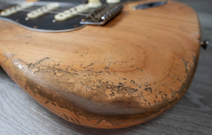Fender Custom Shop Edición limitada Relic Stratocaster de finales de 1964, Target Sunburst de 3 colores n.º CZ572138
