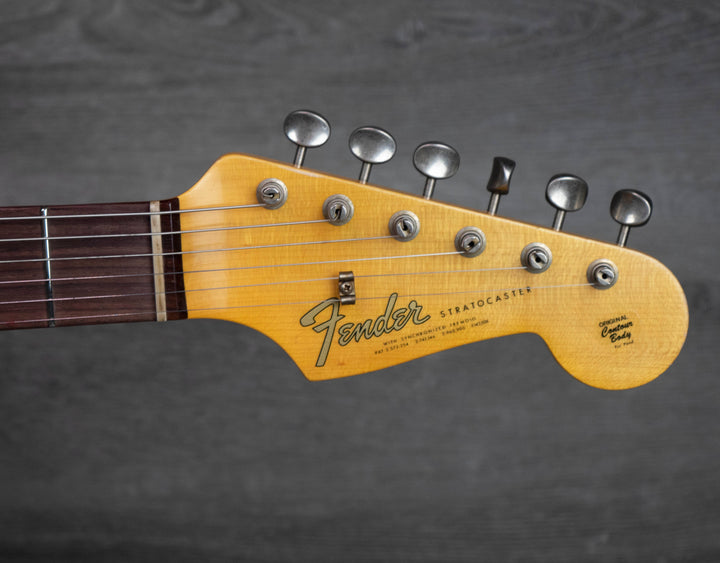 Fender Custom Shop Time Machine '64 Stratocaster Journeyman Relic, blanco olímpico envejecido