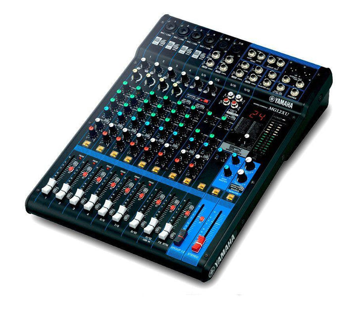 Consola de mezclas Yamaha MG12XU de 12 canales, tercera generación