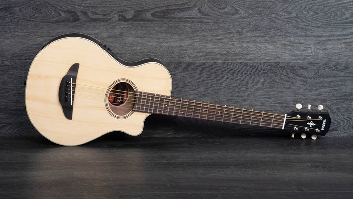 Guitare électro-acoustique de voyage Yamaha APXT2, couleur naturelle