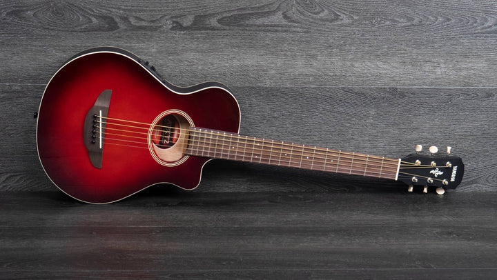 Guitare électro-acoustique de voyage Yamaha APXT2, Dark Red Burst