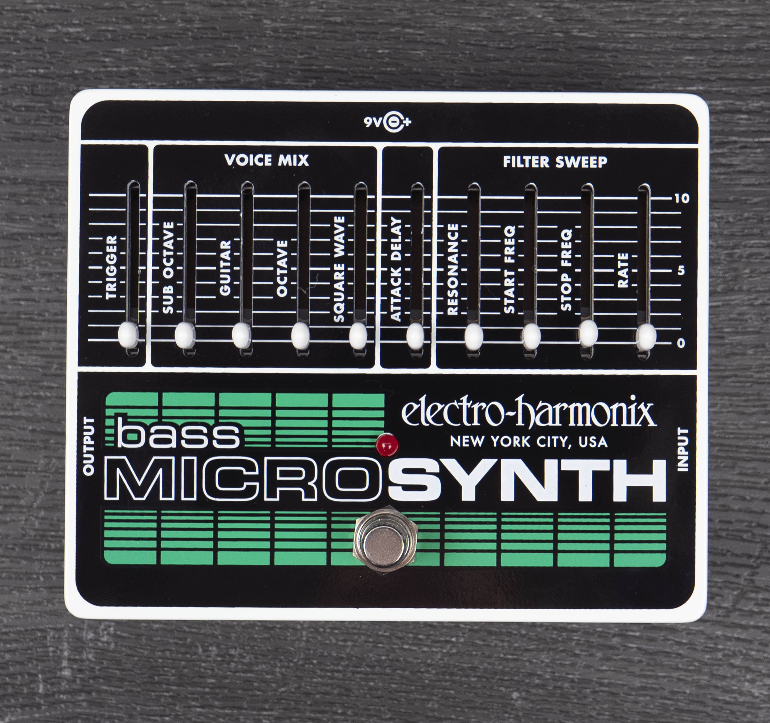 Electro Harmonix Bass Micro Synth Pedal – A Strings