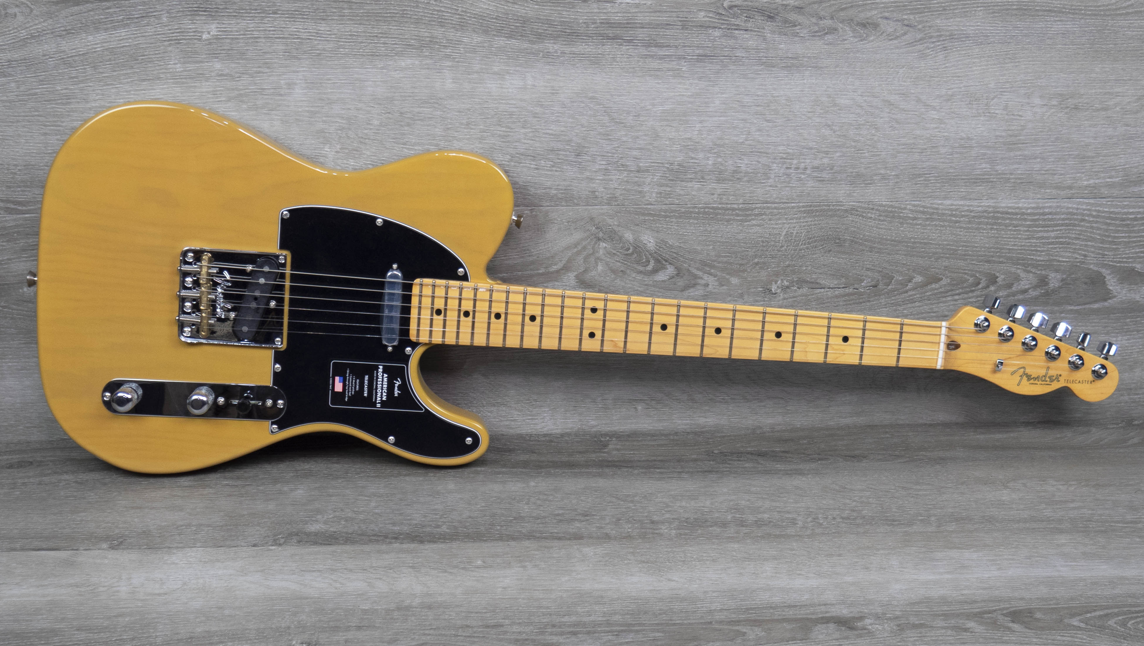 Fender American Professional II Telecaster, diapasón de arce, tono