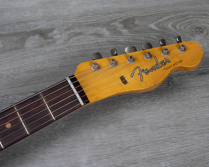 Telecaster Heavy Relic de edición limitada '60 de Fender Custom Shop, coral tahitiano envejecido sobre Sunburst de 3 colores
