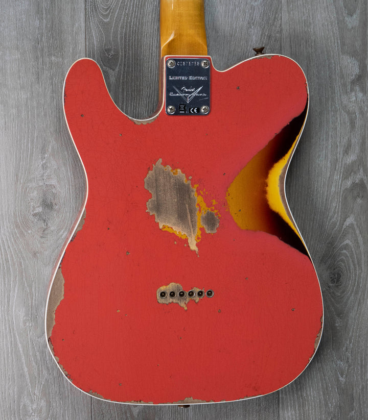 Telecaster Heavy Relic de edición limitada '60 de Fender Custom Shop, coral tahitiano envejecido sobre Sunburst de 3 colores