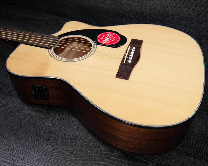 Fender CC-60SCE Concert, Walnut Fingerboard, Natural