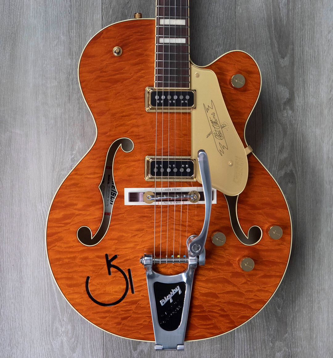 Gretsch G6120TGQM-56 Édition limitée Quilt Classic Chet Atkins Hollow Body avec Bigsby, laque teintée Roundup Orange