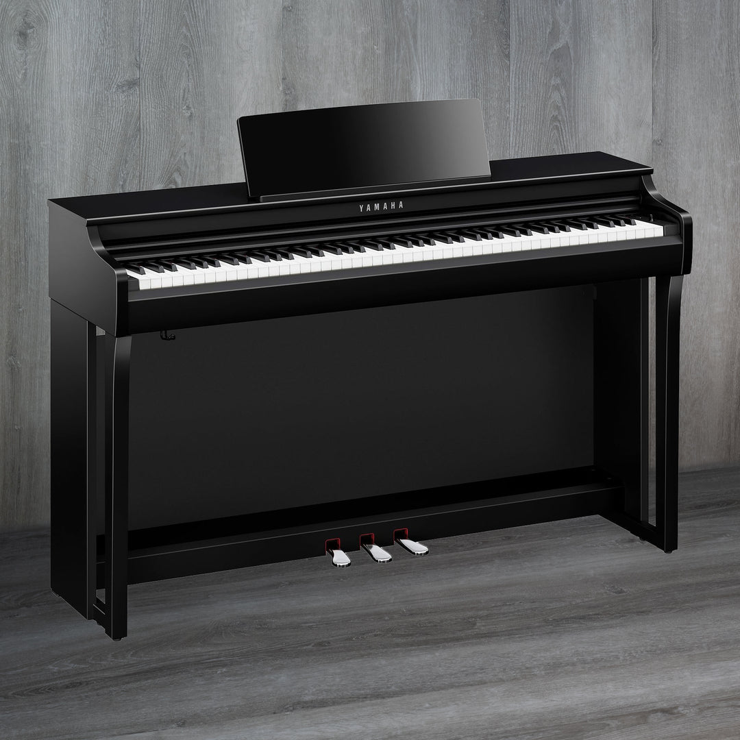 Yamaha CLP-825 Clavinova Digital Piano, Polished Ebony