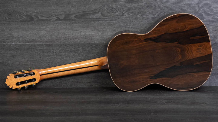Manuel Rodriguez SUPERIOR EXOTICA Z-S, 4/4 size Classical Guitar, Solid Spruce Top, Ziricote Back & Sides