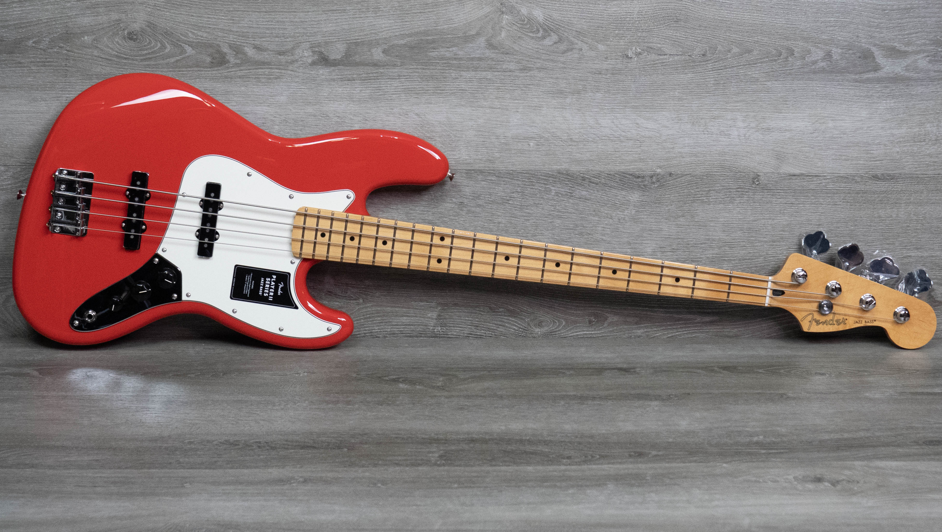 Fender Player II Jazz Bass, Maple Fingerboard, Coral Red – A Strings
