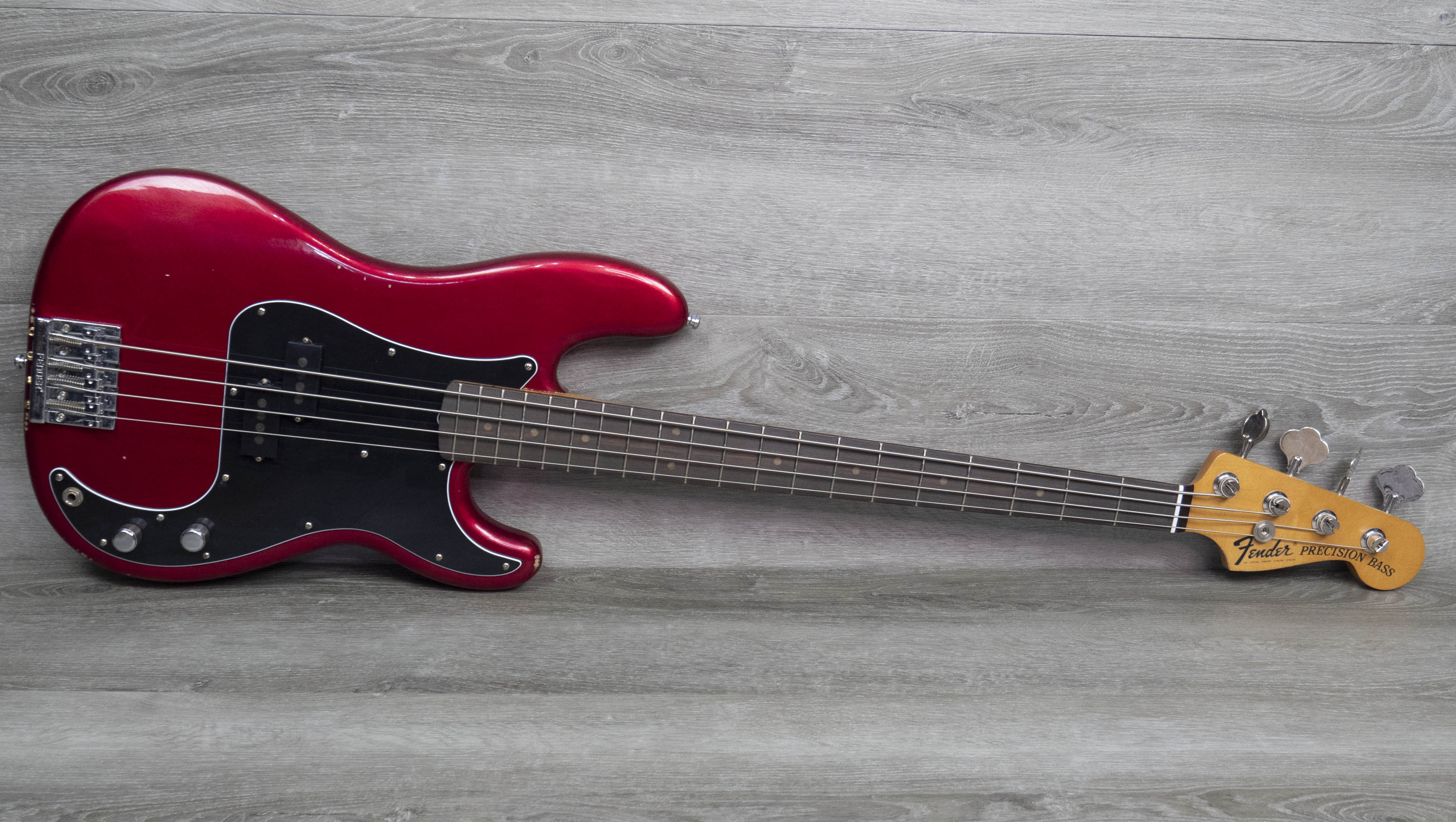 nate mendel bass gear Fender Nate Mendel P Bass, Rosewood Fingerboard, Candy Apple Red – A Strings