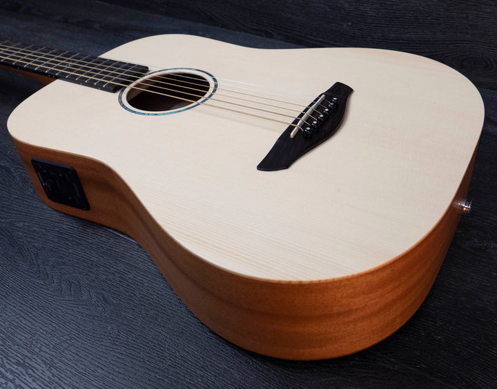Faith Nomad Mini-Saturn Electro-Acoustic, All Solid, Spruce Top, Mahogany Back