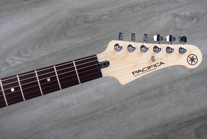 Yamaha Pacifica 112V Electric Guitar, Black