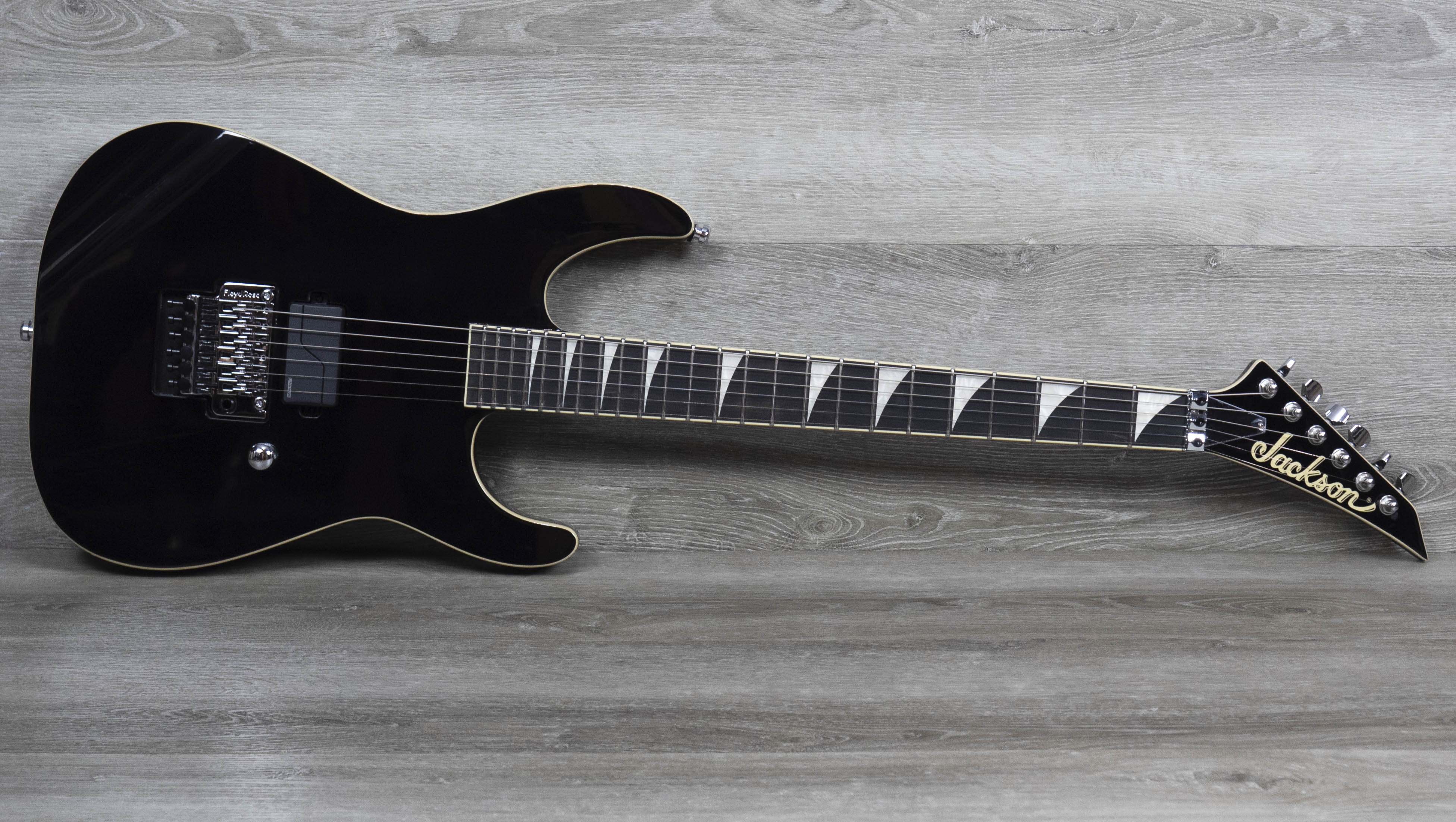 ギター Jackson Pro Plus Pure l LTD SL1A Jackson Pro Plus Pure Metal Soloist SL1A Gloss Black
