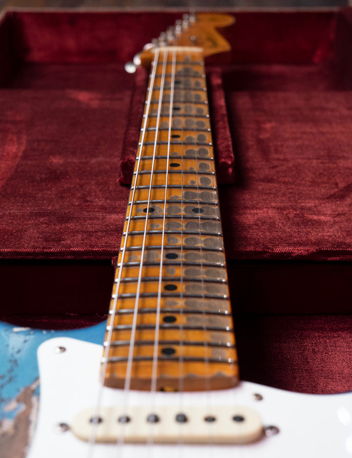 Fender Custom Shop Edición limitada Red Hot Stratocaster Super Heavy Relic, diapasón de arce, tono Lake Placid Blue envejecido superdesvanecido