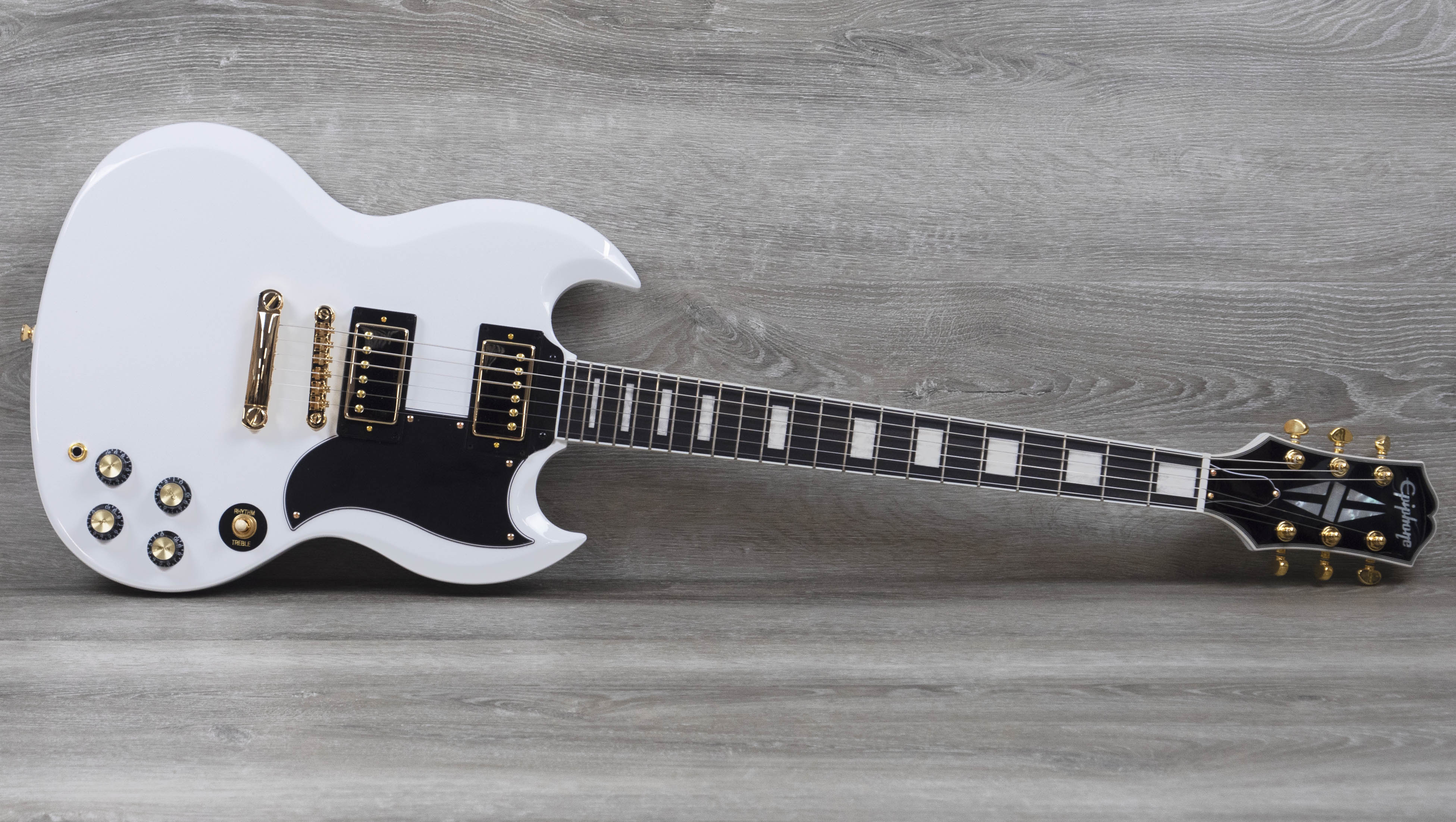 Epiphone SG Custom, Alpine White – A Strings