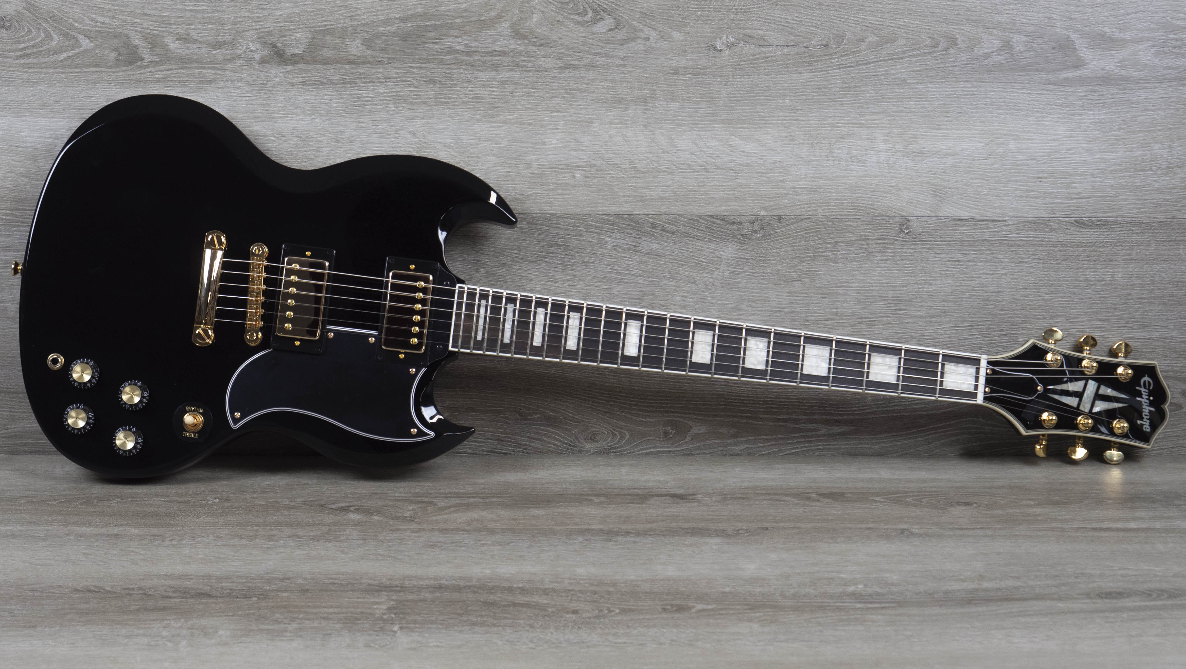 【12325】Epiphone SG Custom Ebony Black Epiphone SG Custom, Ebony – A Strings