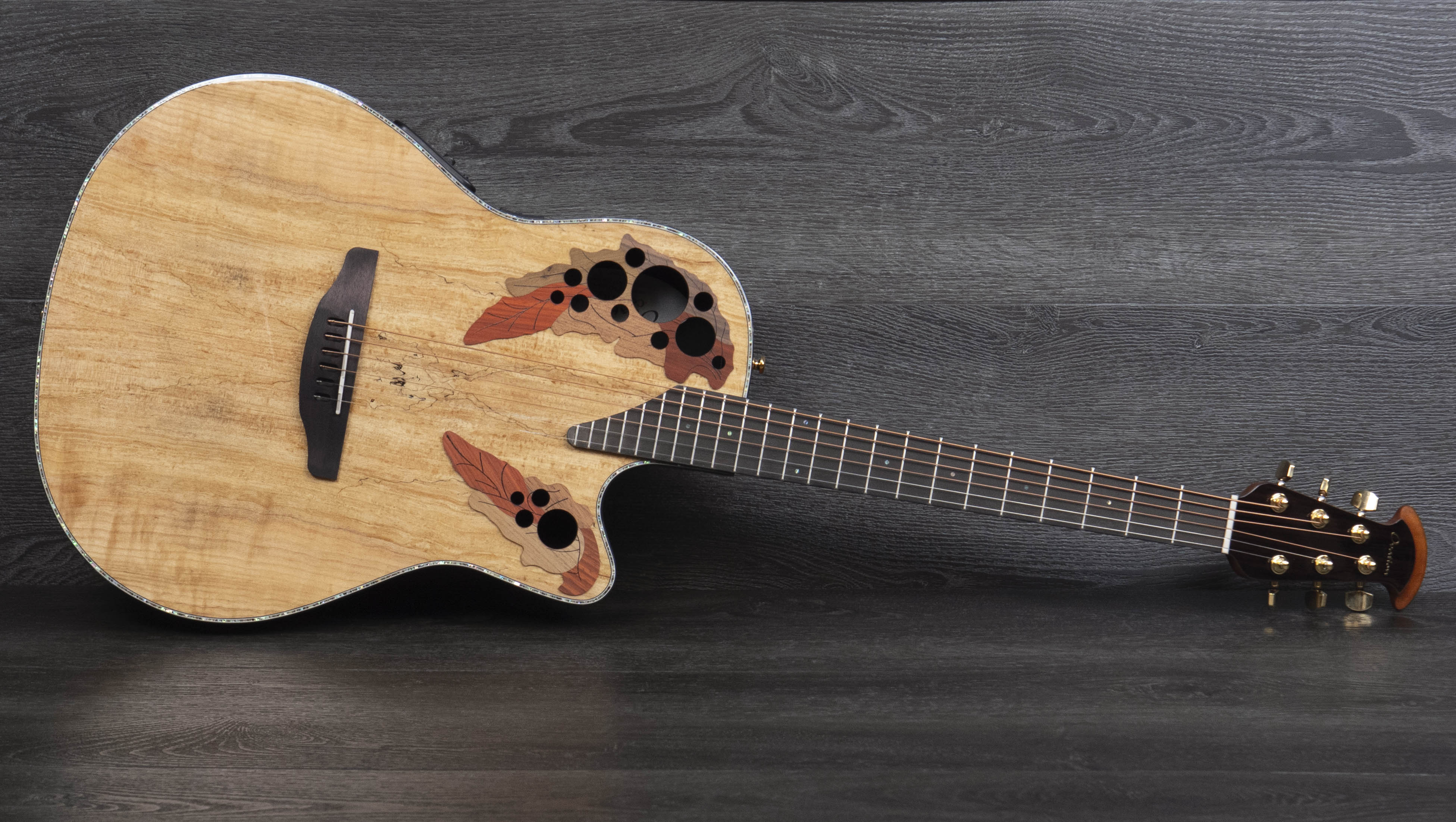 Ovation CE44P-SM Celebrity Elite, Spalted Maple – A Strings