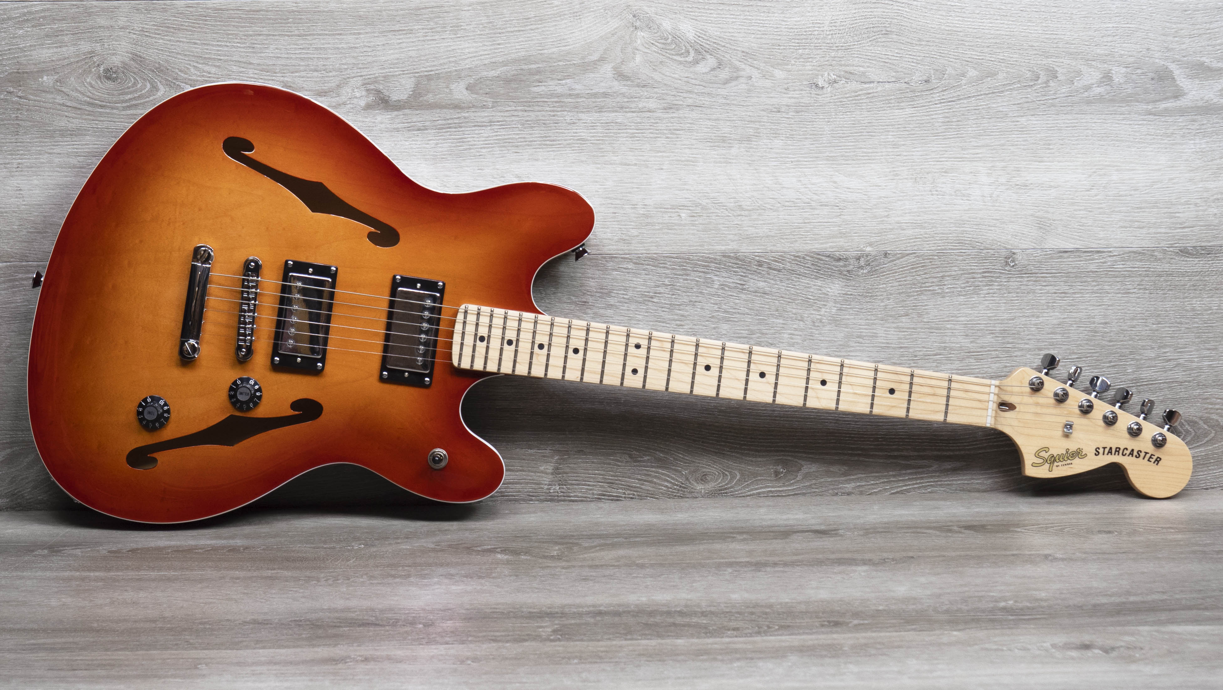 4235番 Squier FENDER エレキギター  : Squier by Fender エレキギター Classic Vibe 50s