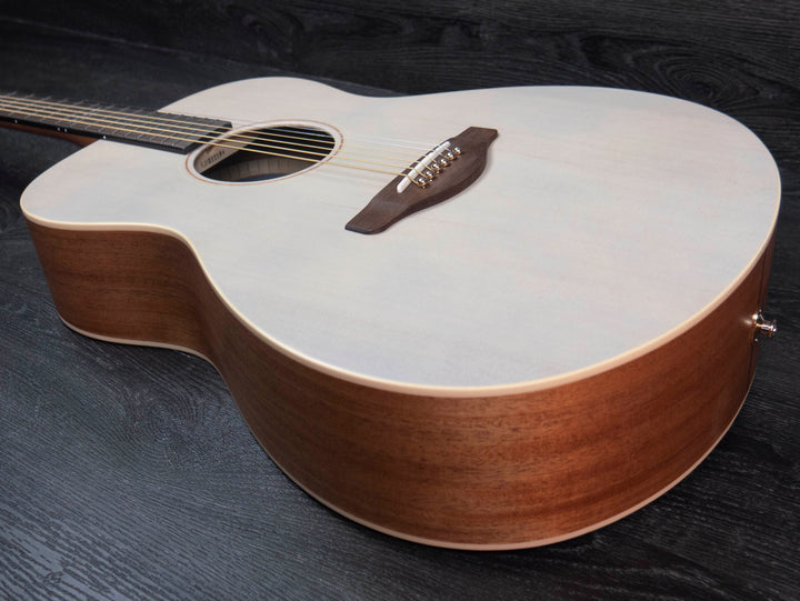 Yamaha Storia I MKII Acoustic Guitar, Spruce Top in Off White