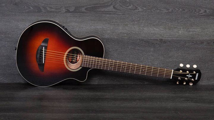 Guitare électro-acoustique de voyage Yamaha APXT2, couleur naturelle