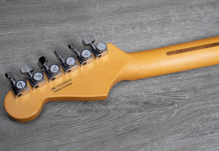 Fender Ultra Luxe Stratocaster, diapasón de arce, Sunburst de 2 colores