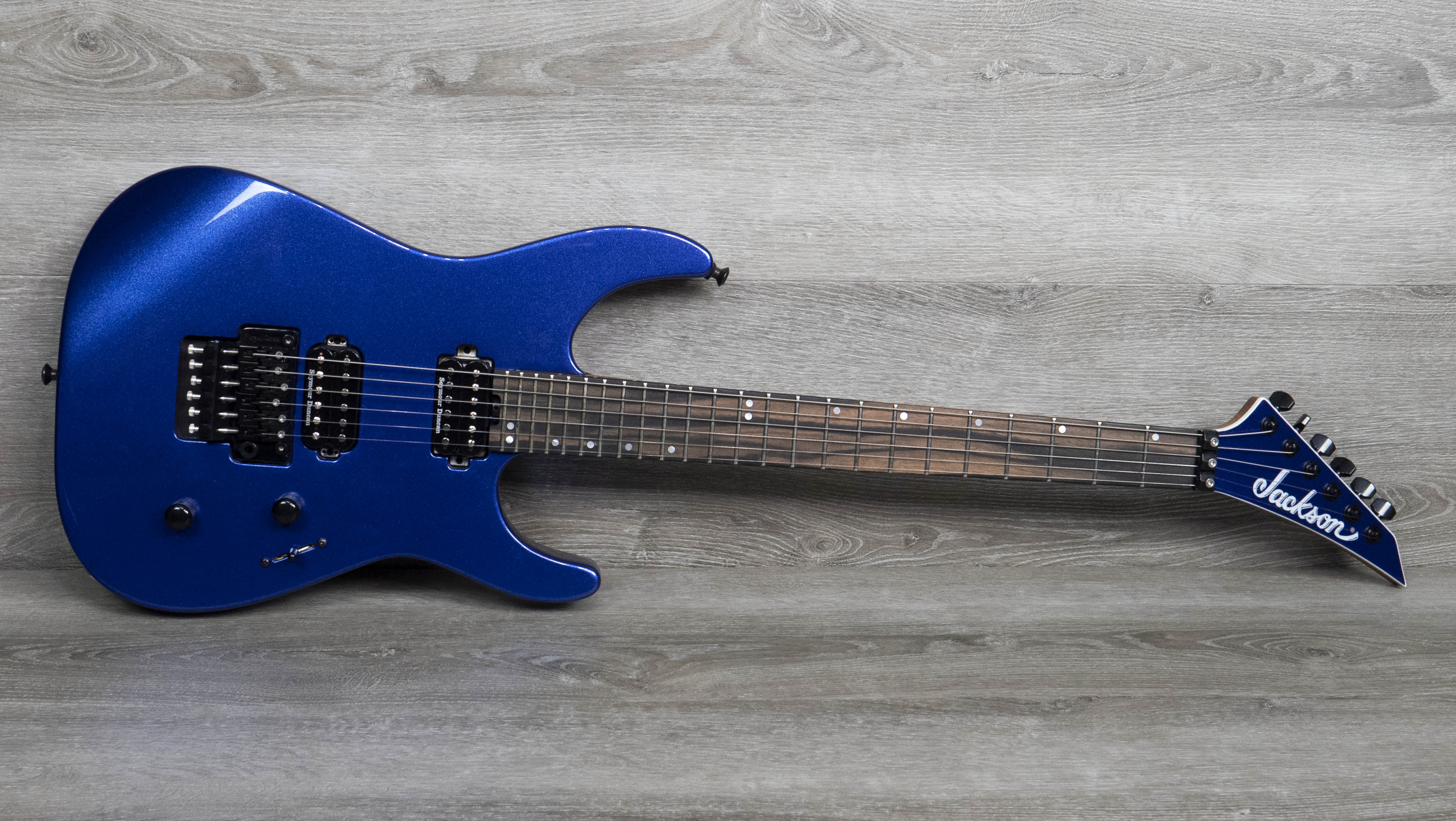 Jackson American Series Virtuoso, Streaked Ebony Fingerboard 