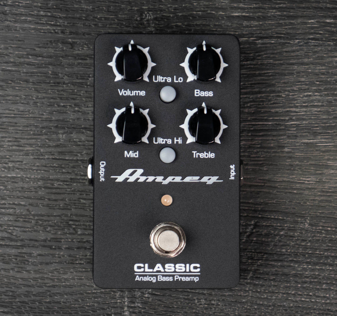 Pédale d'effets de préampli de basse analogique Ampeg Classic