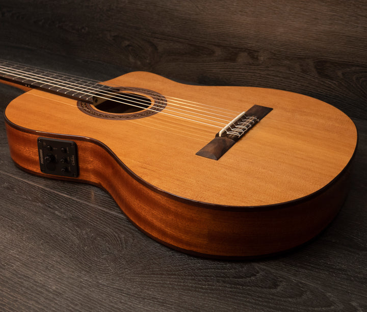 Guitarra clásica fina Córdoba C5-CET