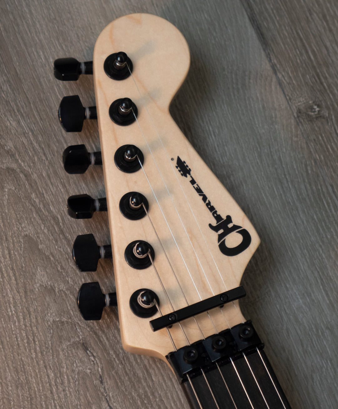 Charvel Pro-Mod DK24 HSS FR E, diapasón de ébano, azul infinito