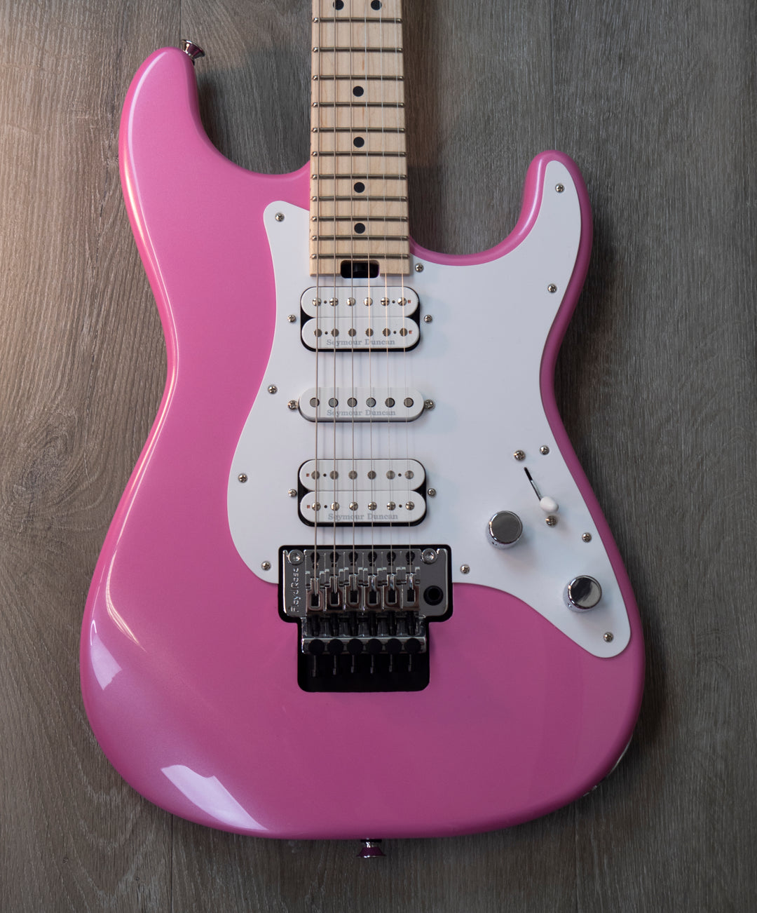 Charvel Pro-Mod So-Cal Style 1 HSH FR M, Maple Fingerboard, Platinum Pink