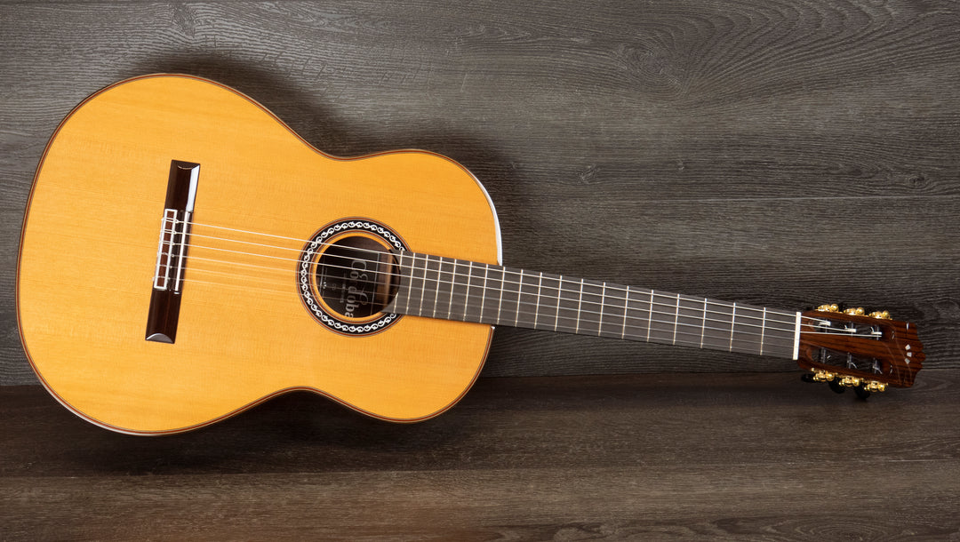 Guitarra clásica sólida Cordoba C10 CD, tapa de cedro