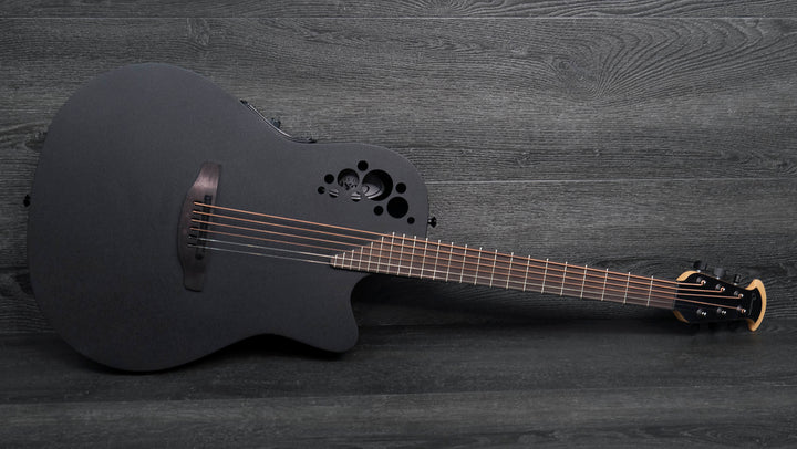 Collection Ovation 1868TX-5 Mod TX Super Shallow, Noir texturé