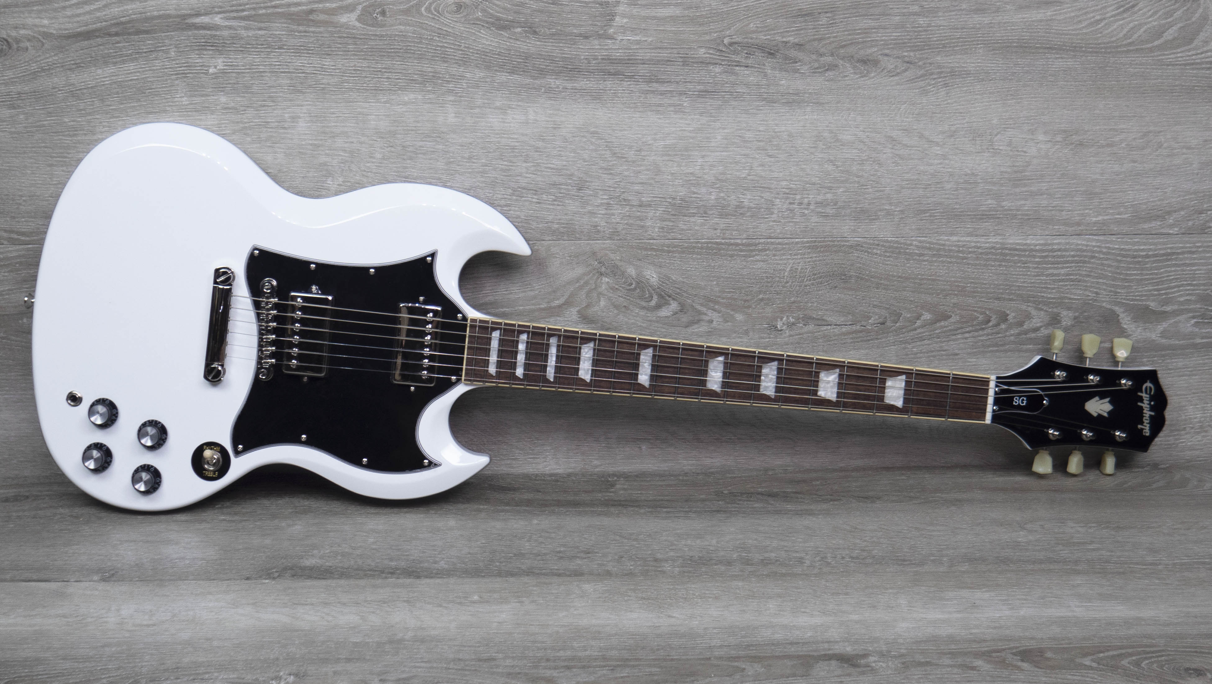 Epiphone SG Standard Alpine White A Strings