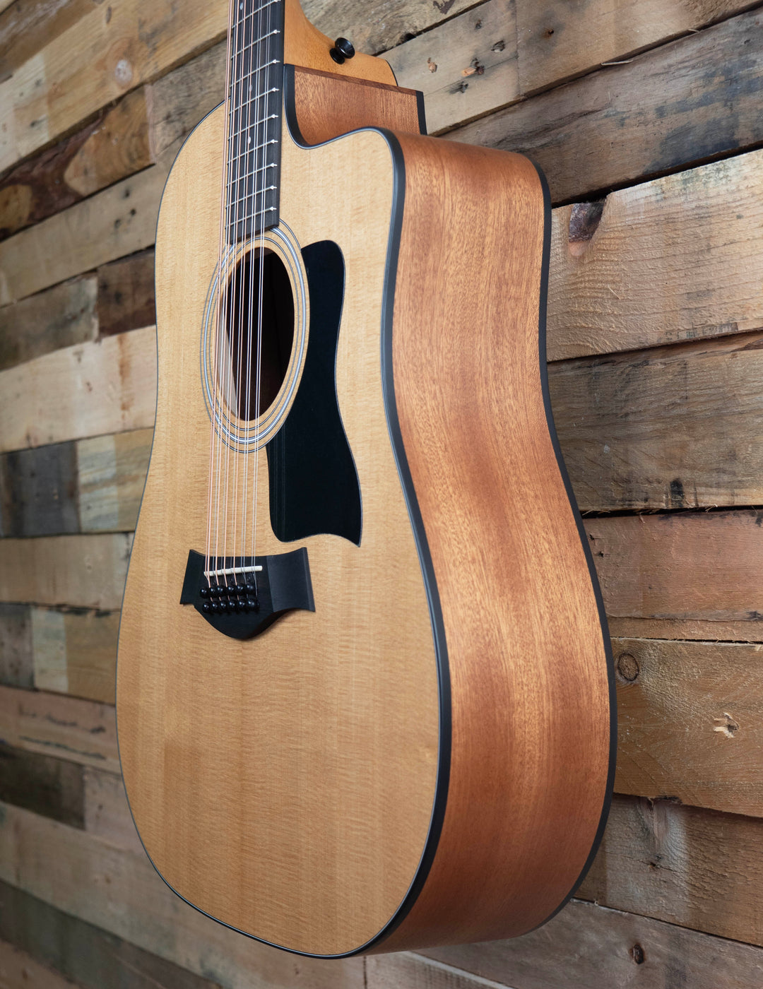Taylor 150ce 12-String Dreadnought Acoustic-Electric Guitar