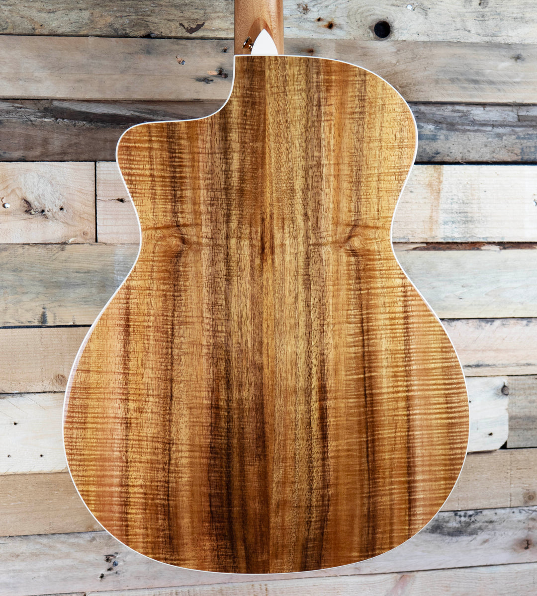Taylor 214ce-K DLX Koa Grand Auditorium Acoustic-Electric Guitar