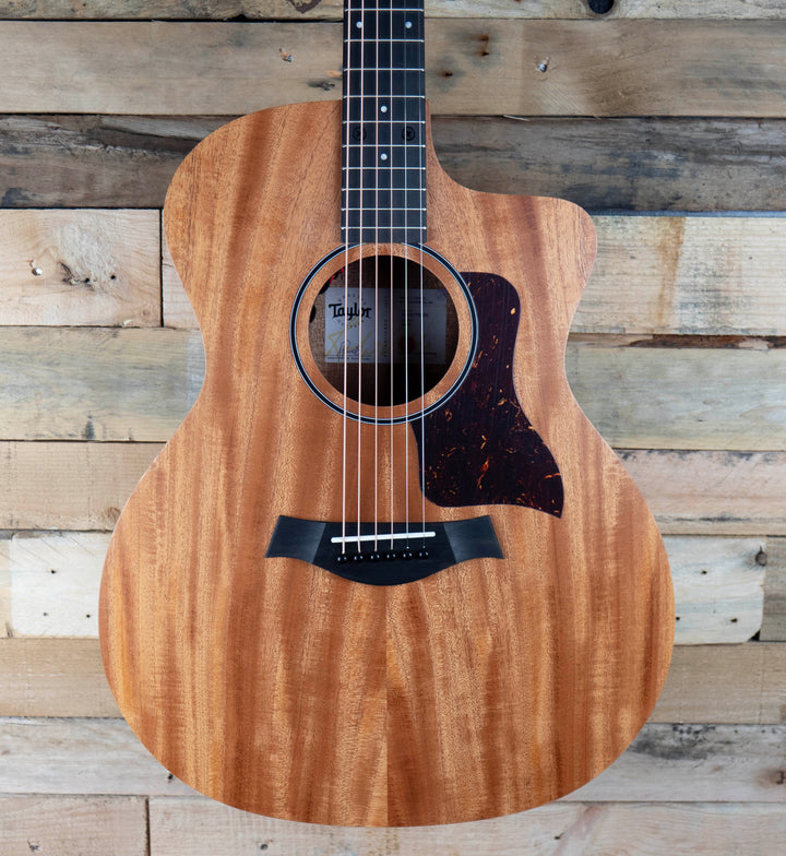 Taylor 24ce Sapele Acoustic-Electric Guitar