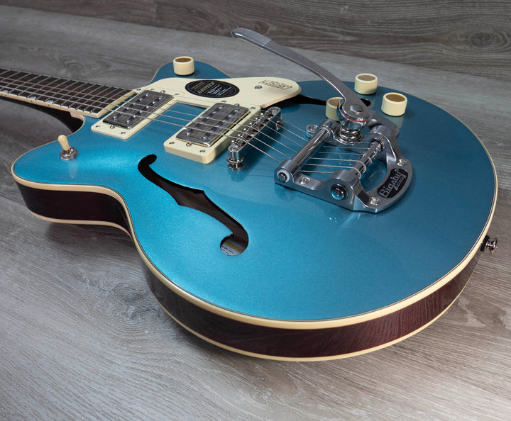 Guitare Gretsch G2655T Streamliner Center Block Jr. Double-Cut avec Bigsby, touche Laurel, bleu arctique