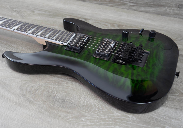 Jackson JS Series Dinky Arch Top JS32Q DKA, diapasón de amaranto, verde transparente