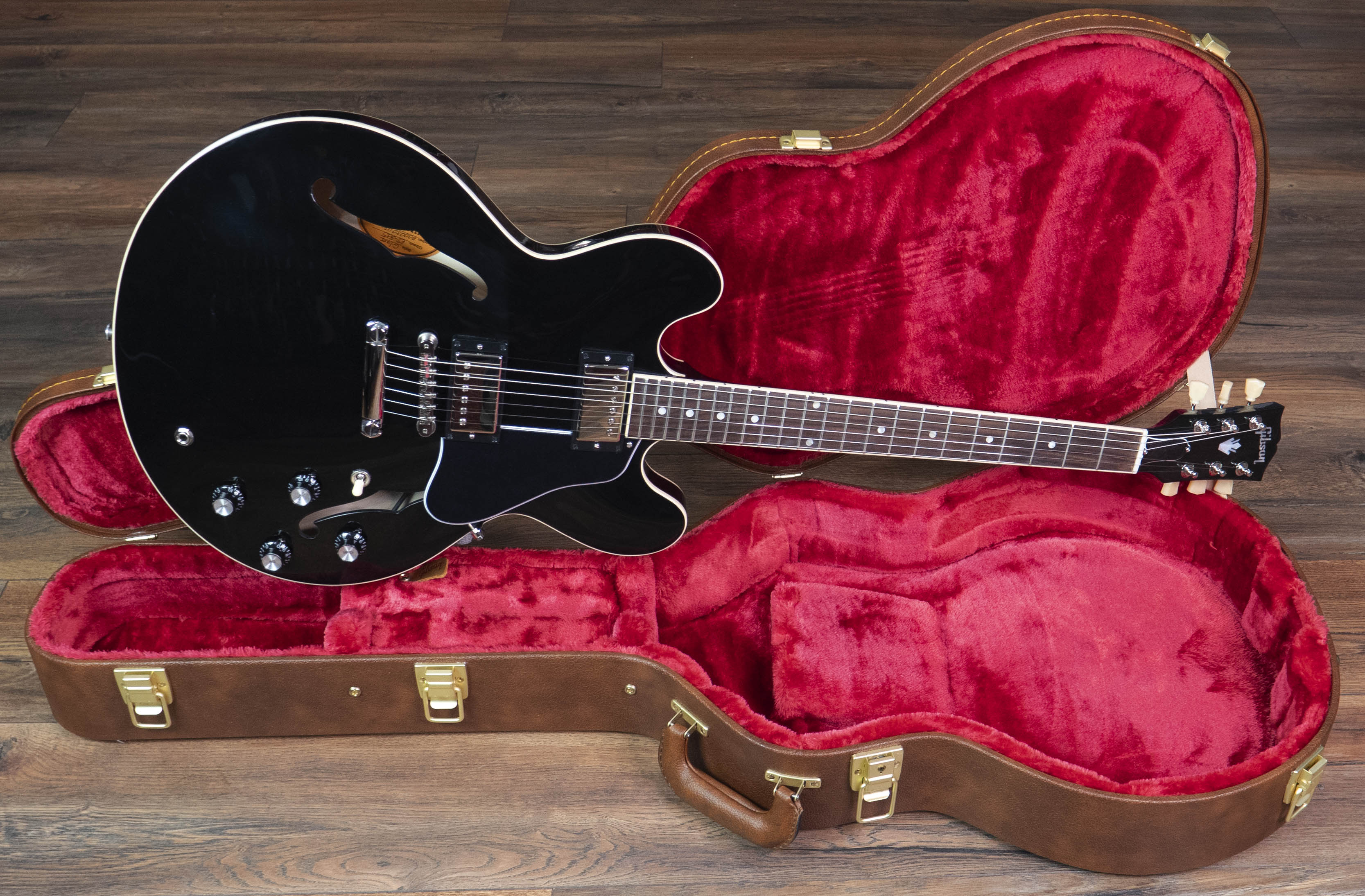 Gibson ES-335, Ebony #230030118 – A Strings