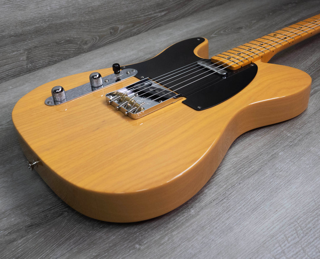 Fender American Vintage II 1951 Telecaster pour gaucher, touche en érable, couleur caramel