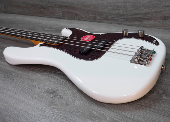 Squier Classic Vibe 60s Precision Bass, Laurel Fingerboard, Olympic White