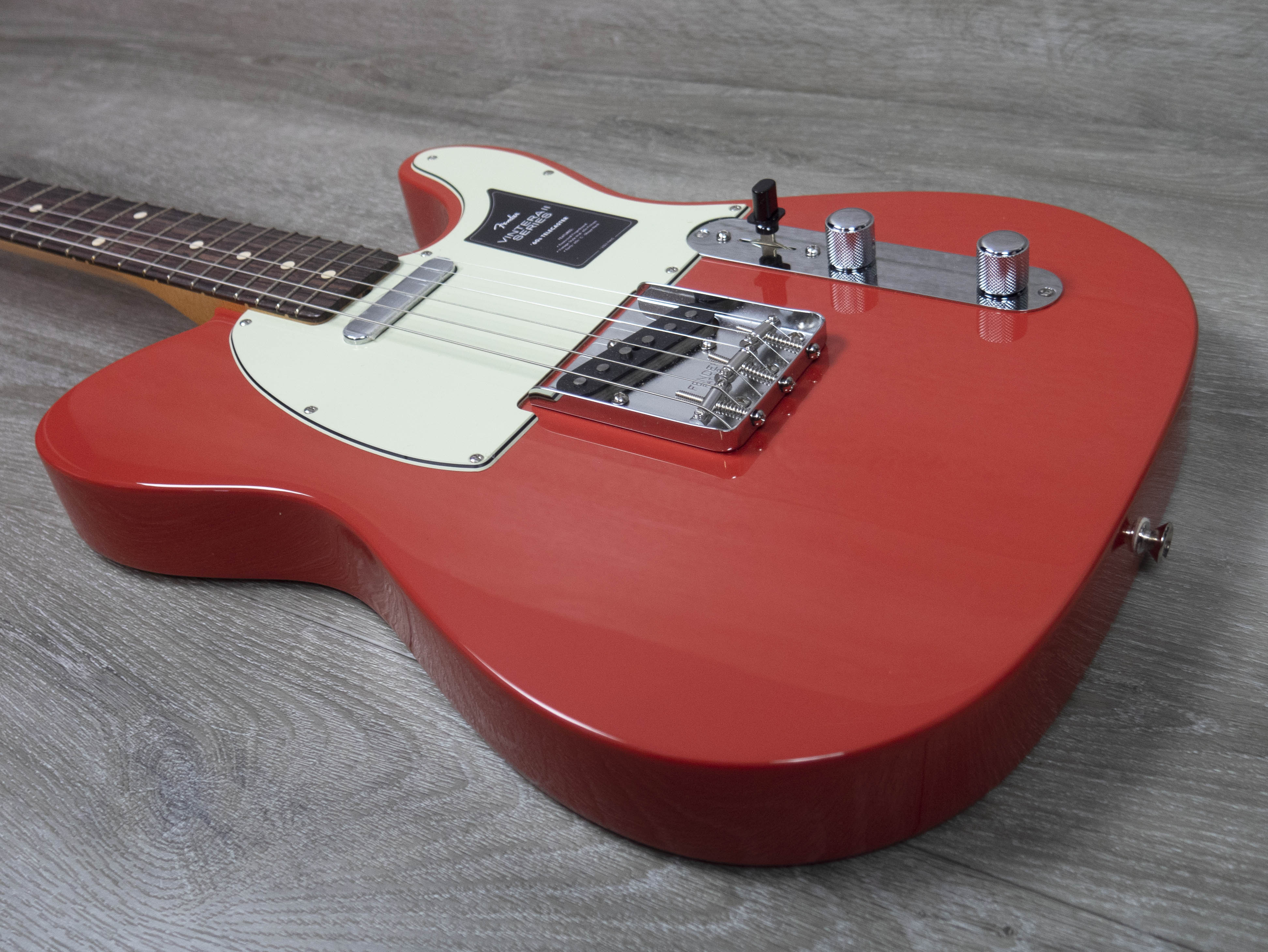 Fender Vintera II 60s Telecaster, Fiesta Red – A Strings