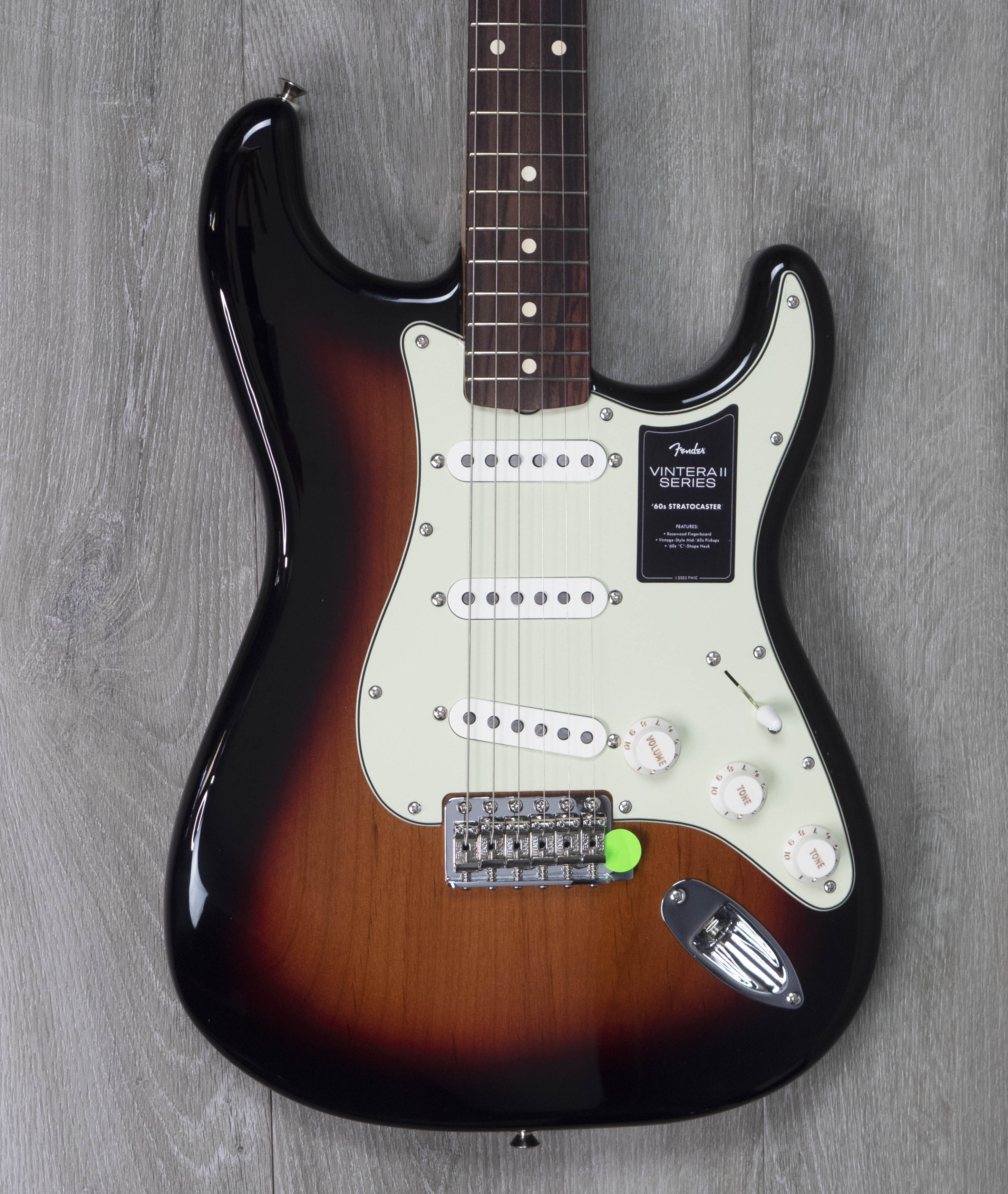FENDER　vintera II 60s Stratocaster　美品 Vintera® II 60s Stratocaster® – Fender
