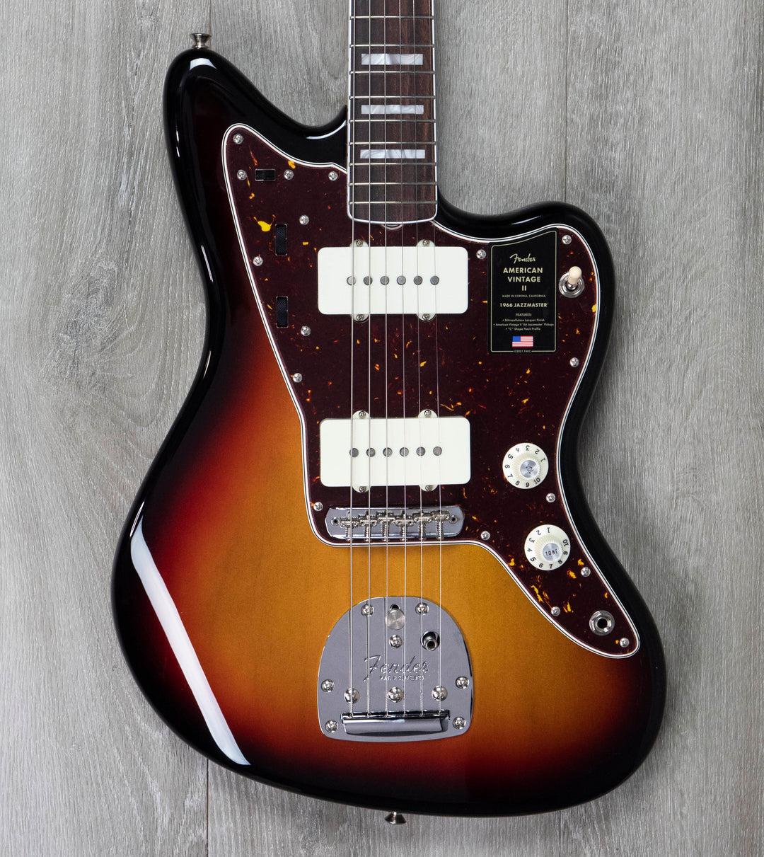 Fender American Vintage II 1966 Jazzmaster, Rosewood Fingerboard, Rosewood Fingerboard, 3-Colour Sunburst