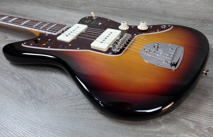 Fender American Vintage II 1966 Jazzmaster, Rosewood Fingerboard, Rosewood Fingerboard, 3-Colour Sunburst