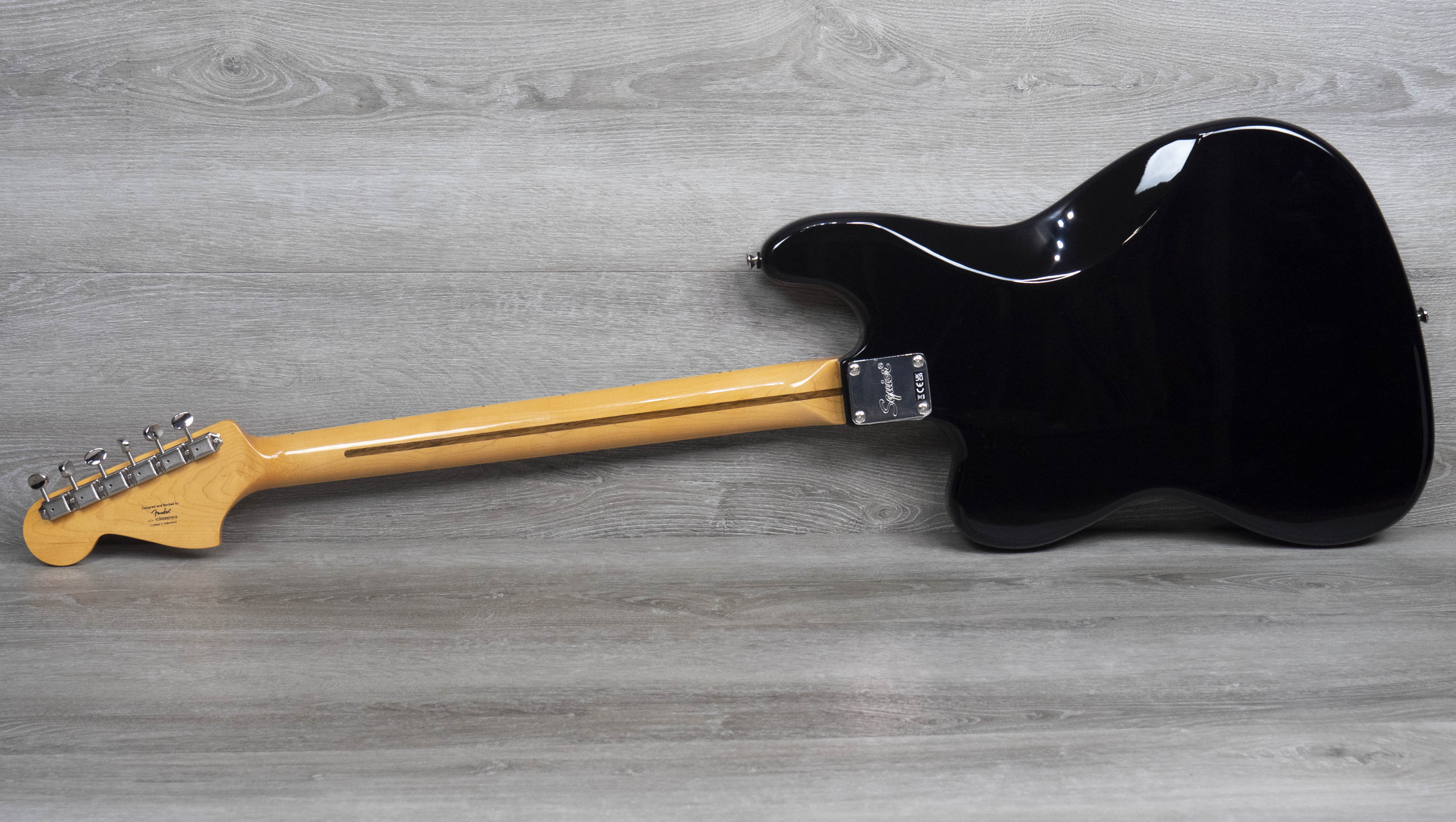 Squier Classic Vibe Bass VI, Laurel Fingerboard, Black – A Strings