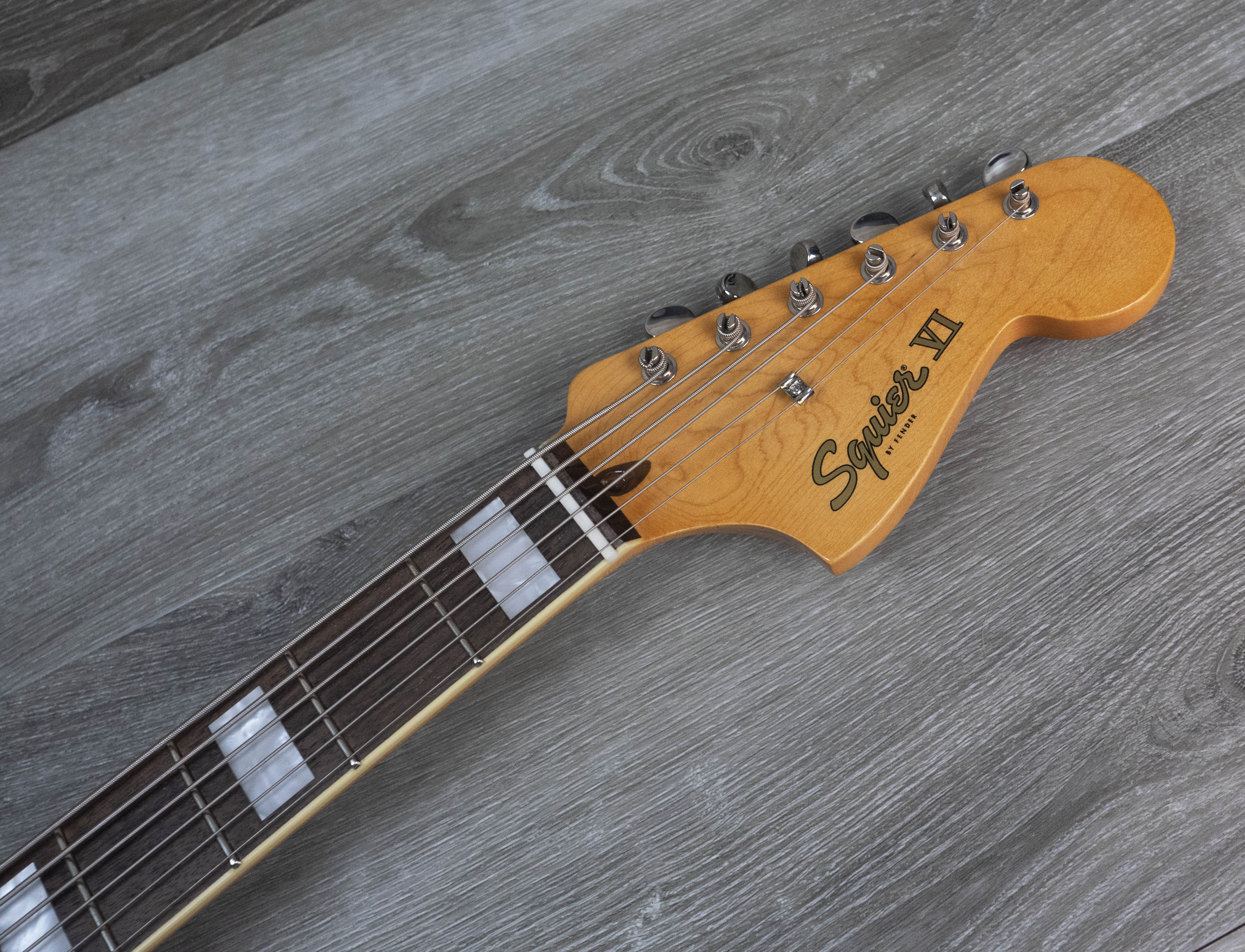 Squier Classic Vibe Bass VI, Laurel Fingerboard, Black – A Strings